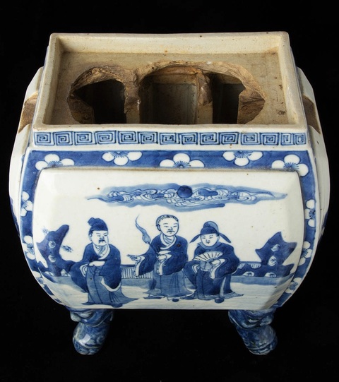 古玩陶瓷清晚期 青花人物紋香爐真品鑒賞圖