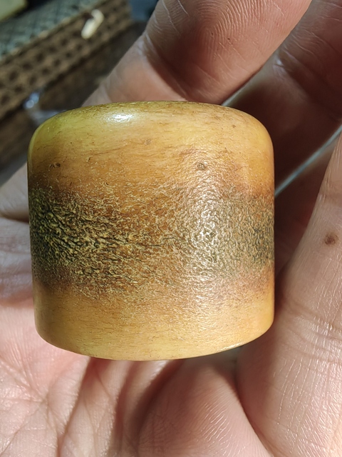 古玩雜項骨制扳指真品鑒賞圖