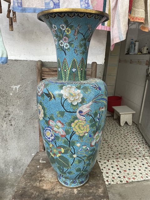 古玩銅器景泰藍瓶真品鑒賞圖