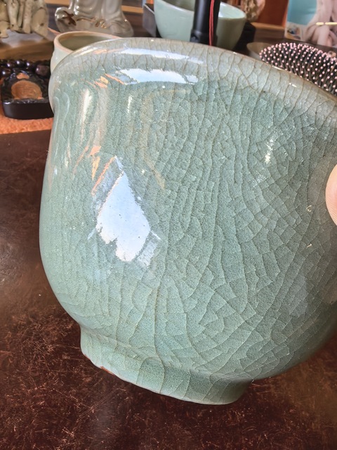 古玩陶瓷龍泉青瓷刻魚紋茶碗真品鑒賞圖