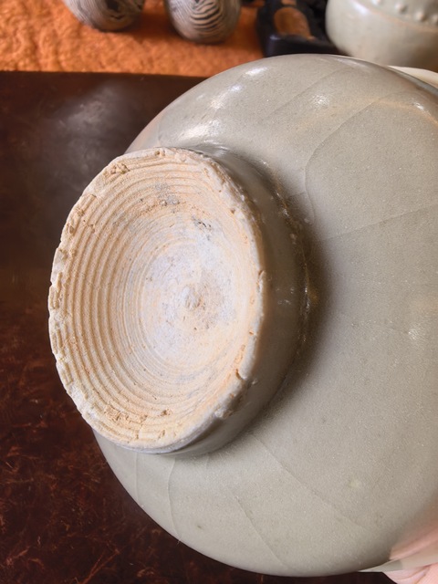 古玩陶瓷龍泉青瓷撇口碗真品鑒賞圖