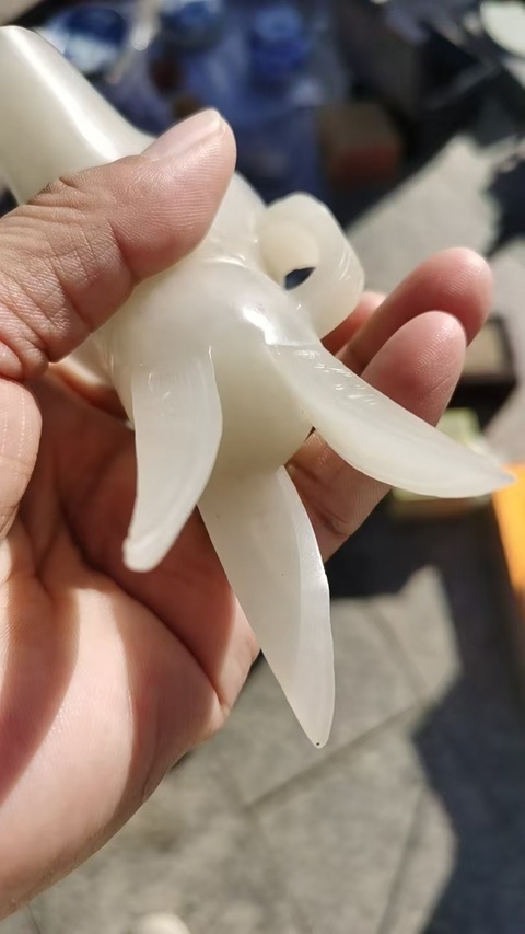 古玩玉器和田玉爵杯真品鑒賞圖