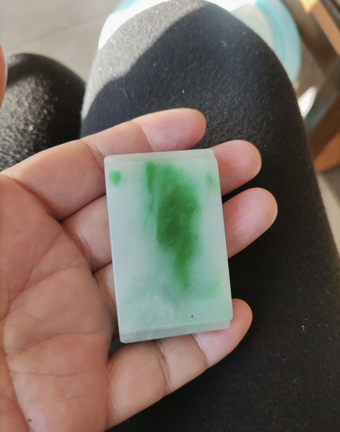 古玩玉器“染色”非天然翡翠墨床真品鑒賞圖