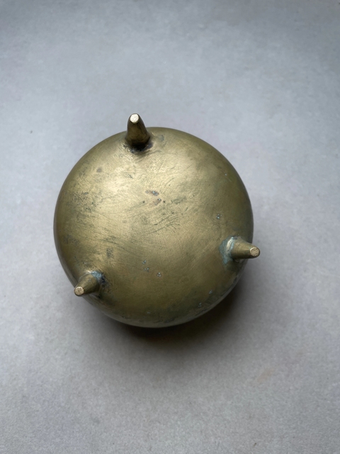 古玩銅器三足爐真品鑒賞圖