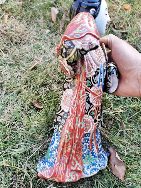 古玩陶瓷粉彩人物瓷像（日本）真品鑒賞圖