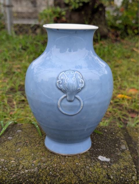 古玩陶瓷天藍(lán)釉鳩耳銜環(huán)尊真品鑒賞圖