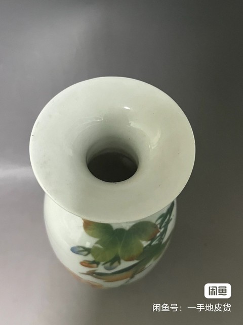 古玩陶瓷民國粉彩花鳥紋雙耳瓶真品鑒賞圖