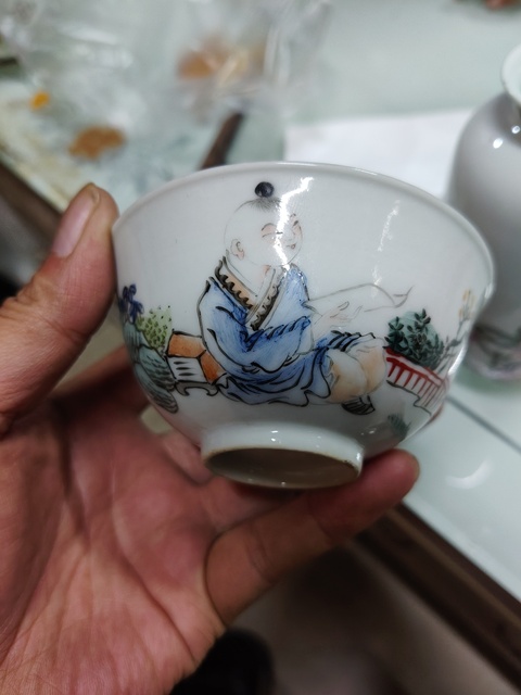 古玩陶瓷粉彩杯真品鑒賞圖