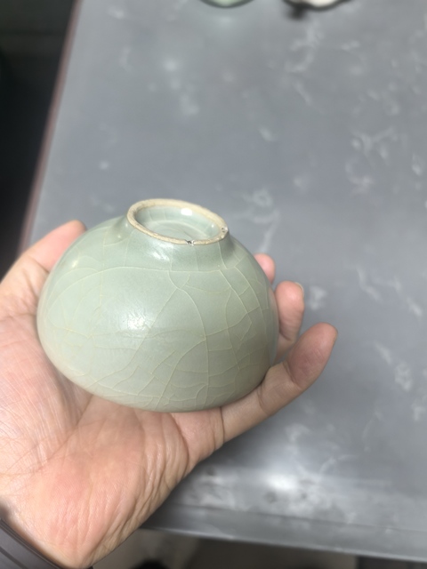 古玩陶瓷龍泉青瓷芒口盞真品鑒賞圖