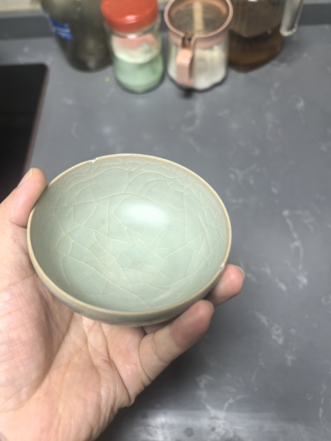 古玩陶瓷龍泉青瓷芒口盞真品鑒賞圖