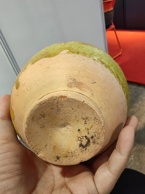 古玩陶瓷綠釉碗真品鑒賞圖