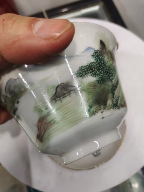 古玩陶瓷民國淺絳彩山水蓋碗真品鑒賞圖