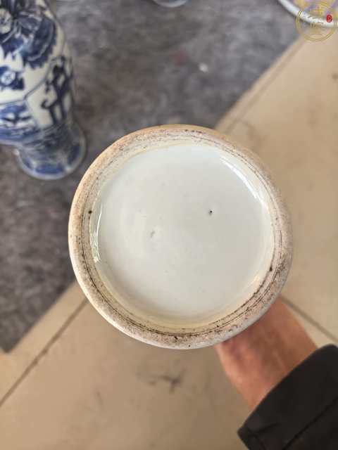 古玩陶瓷粉彩麻姑獻壽圖花口瓶真品鑒賞圖