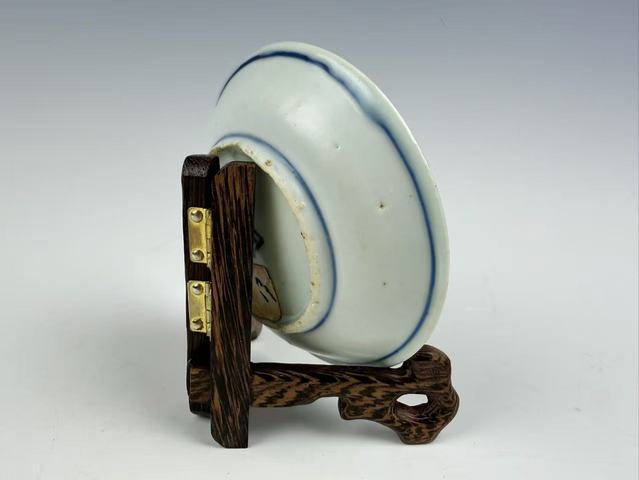 古玩陶瓷明萬歷·青花花鳥瑞果紋盤拍賣，當(dāng)前價(jià)格99元