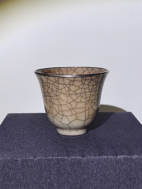 古玩陶瓷漳州窯仿哥釉杯真品鑒賞圖