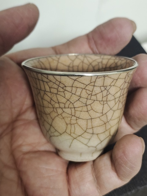 古玩陶瓷漳州窯仿哥釉杯真品鑒賞圖