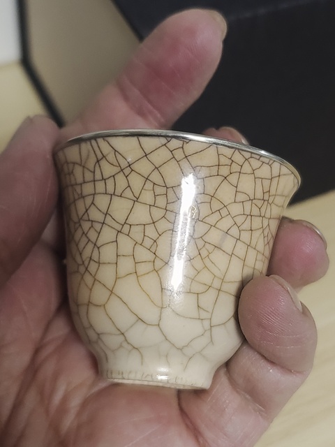 古玩陶瓷漳州窯仿哥釉杯真品鑒賞圖