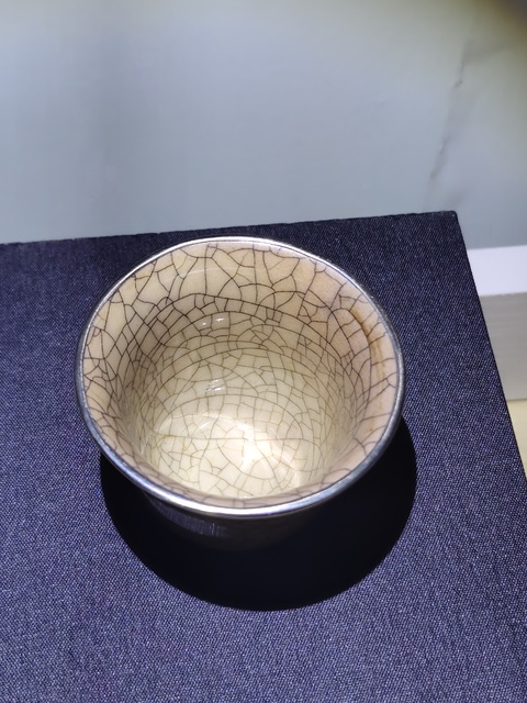 古玩陶瓷漳州窯仿哥釉杯真品鑒賞圖