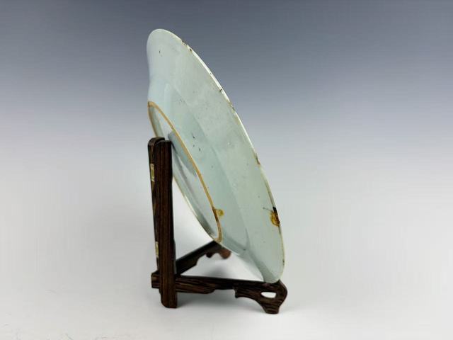 古玩陶瓷清乾隆·粉彩石榴花卉紋盤拍賣，當前價格99元