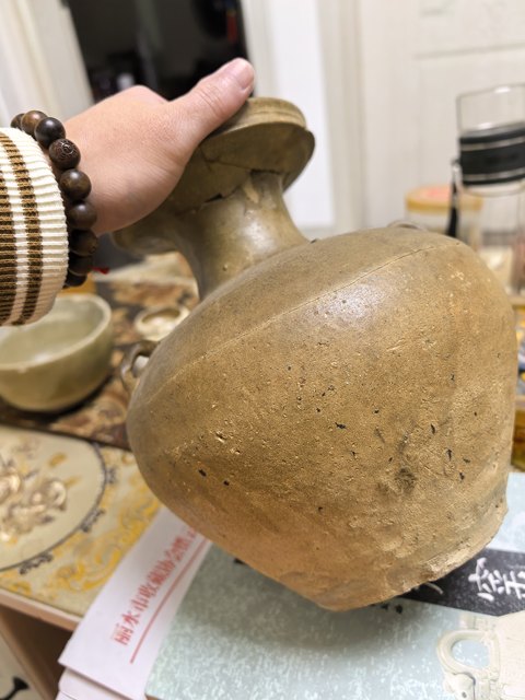 古玩陶瓷越窯青瓷雙系瓶真品鑒賞圖