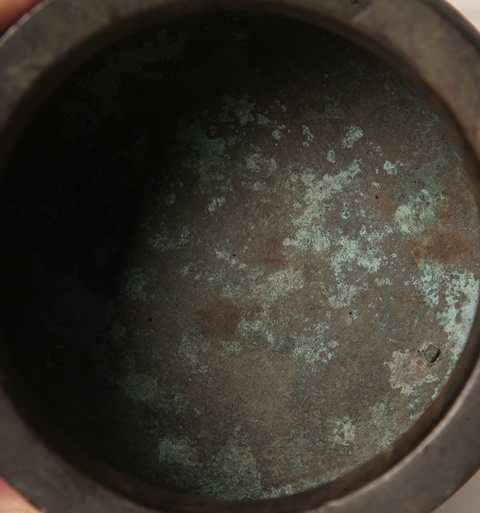 古玩銅器三足鬲式爐真品鑒賞圖