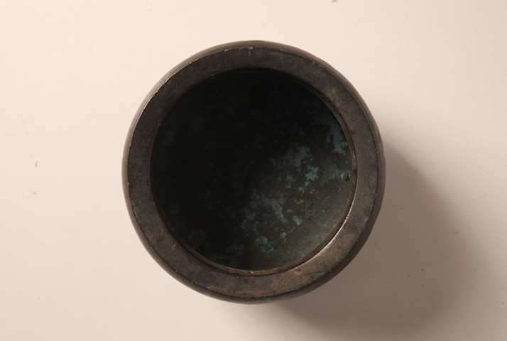 古玩銅器三足鬲式爐真品鑒賞圖