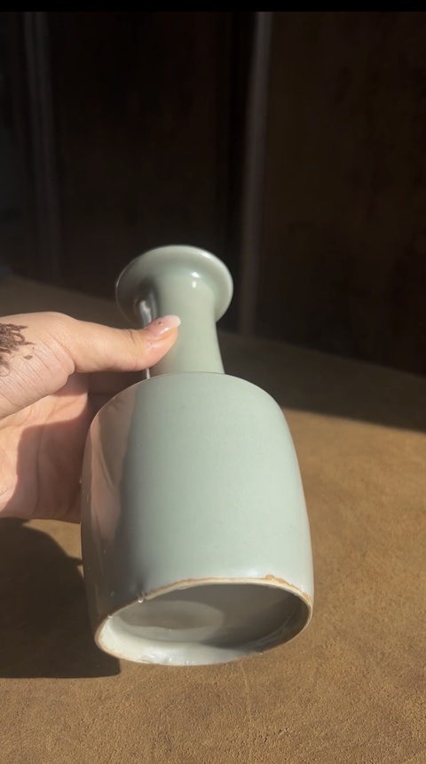 古玩陶瓷龍泉窯紙槌瓶真品鑒賞圖