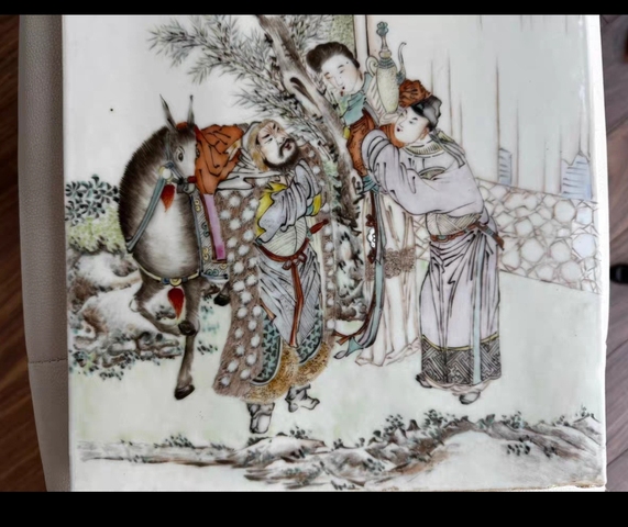 古玩陶瓷仙槎款淺絳彩風塵三俠瓷板畫真品鑒賞圖