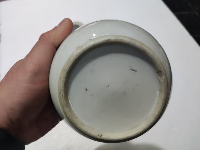 古玩陶瓷晚清白釉蓋罐真品鑒賞圖