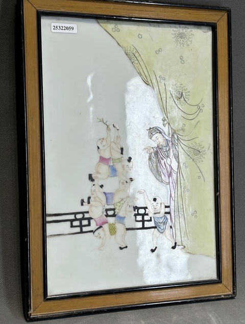 古玩陶瓷粉彩嬰戲紋瓷板真品鑒賞圖