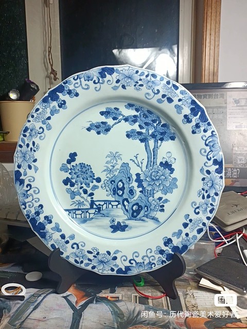 古玩陶瓷梧桐牡丹洞石圖青花盤真品鑒賞圖