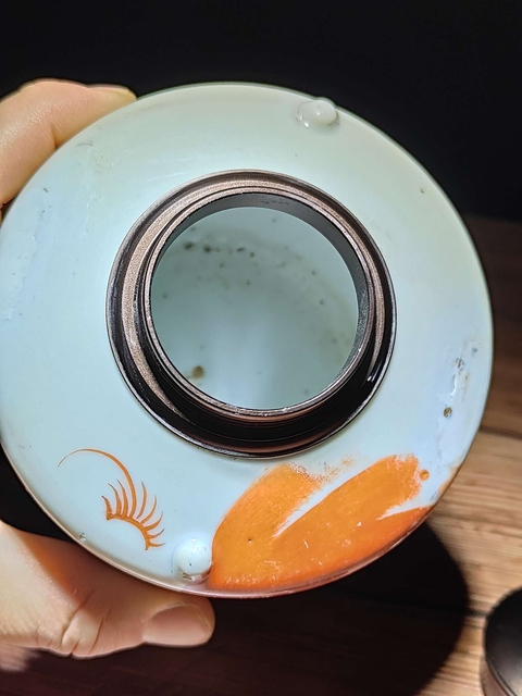 古玩陶瓷礬紅太師少保礬紅壺改罐真品鑒賞圖