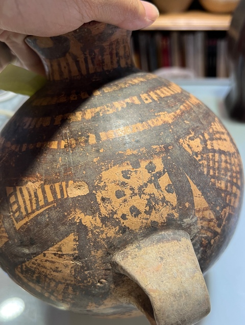 古玩陶瓷文化期彩繪陶罐真品鑒賞圖