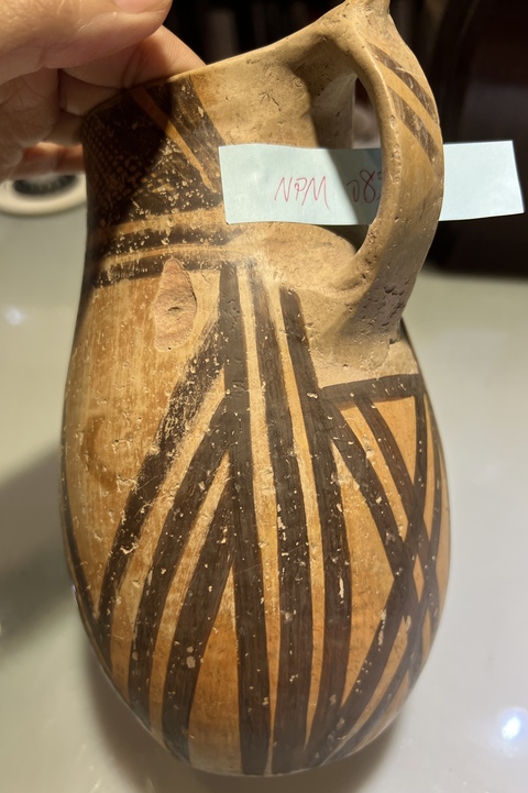 古玩陶瓷文化期彩繪陶杯真品鑒賞圖