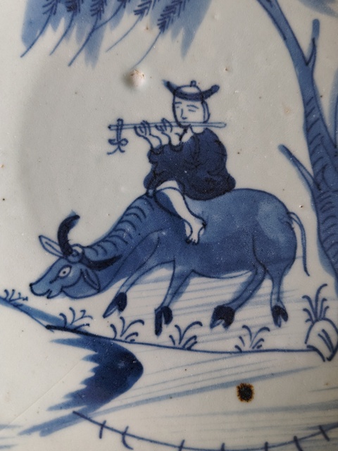 古玩陶瓷清乾隆青花牧童紋盤真品鑒賞圖
