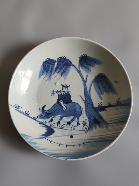 古玩陶瓷清乾隆青花牧童紋盤真品鑒賞圖