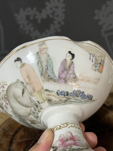 古玩陶瓷粉彩人物故事紋高足盤拍賣，當前價格1500元