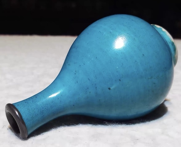 古玩陶瓷乾隆孔雀藍膽瓶真品鑒賞圖