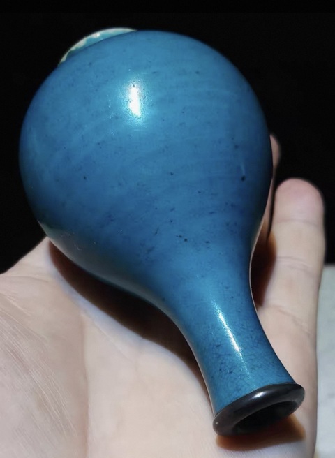 古玩陶瓷乾隆孔雀藍膽瓶真品鑒賞圖