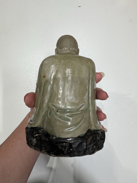 古玩陶瓷石灣窯青釉羅漢造像真品鑒賞圖