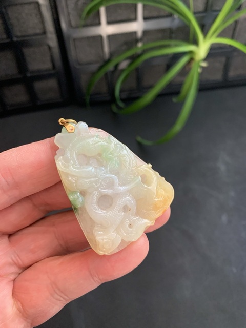 古玩玉器創(chuàng)匯天然翡翠雕“龍牌”拍賣，當前價格16000元