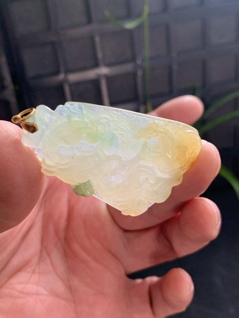 古玩玉器創(chuàng)匯天然翡翠雕“龍牌”拍賣，當前價格16000元