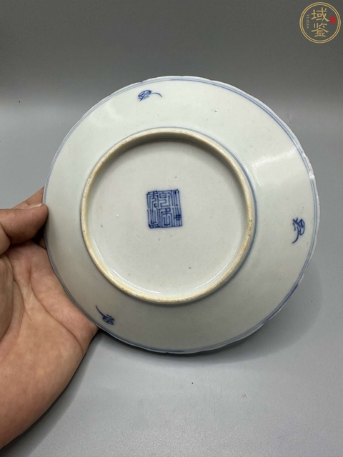 古玩陶瓷乾隆本朝款青花山水樓臺團鶴紋賞盤拍賣，當前價格2980元