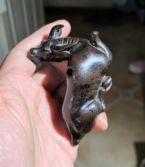 古玩銅器牛型銅硯滴真品鑒賞圖