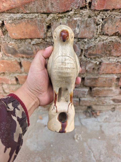 古玩陶瓷鸚鵡瓷塑真品鑒賞圖