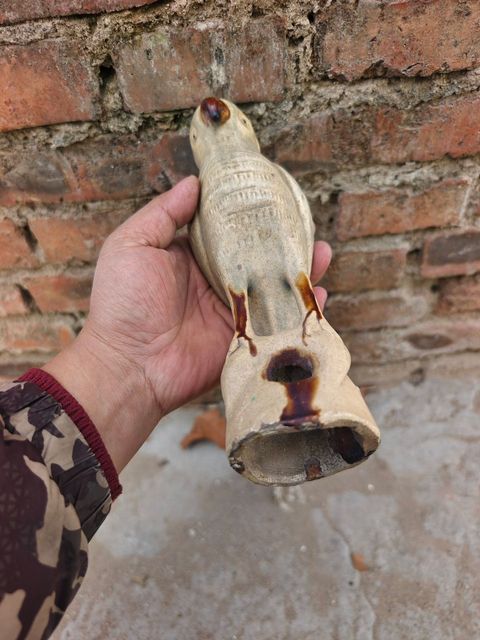 古玩陶瓷鸚鵡瓷塑真品鑒賞圖