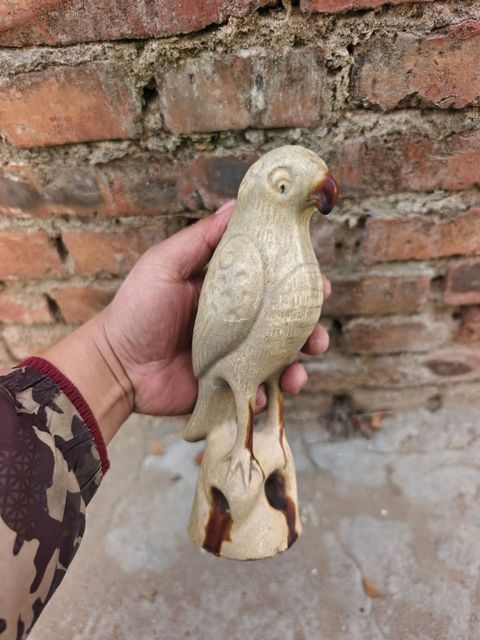 古玩陶瓷鸚鵡瓷塑真品鑒賞圖