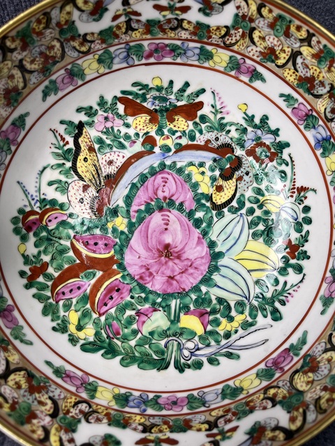 古玩陶瓷粉彩福壽紋百蝶大碗真品鑒賞圖