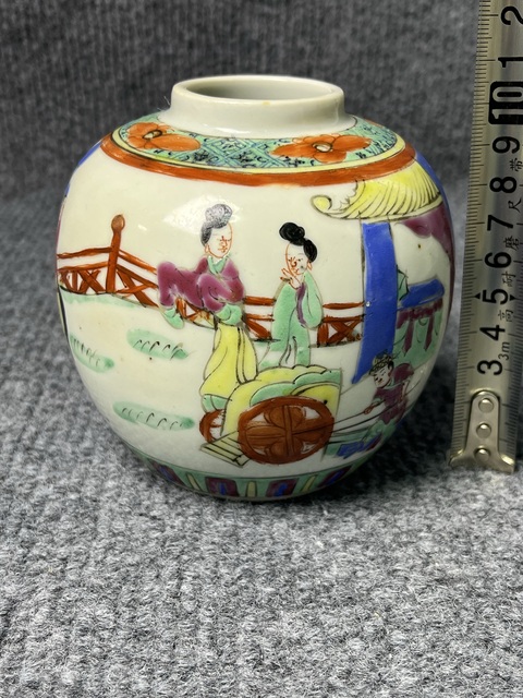 古玩陶瓷粉彩西廂記人物故事紋罐真品鑒賞圖