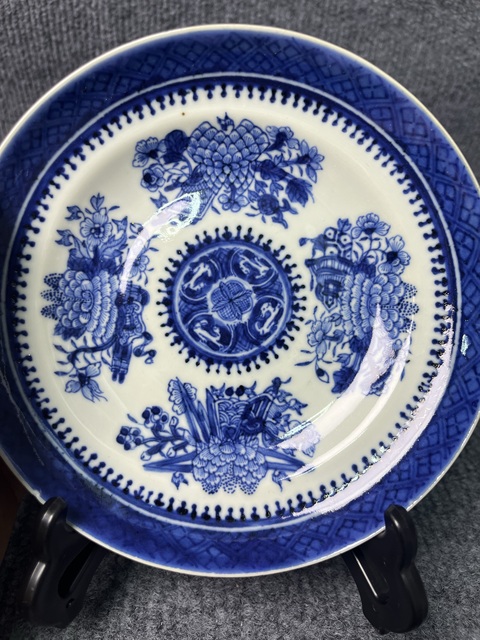 古玩陶瓷青花“菲茨休”盤真品鑒賞圖